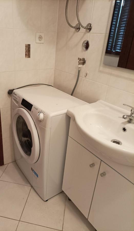 Apartment Kuki Porec Esterno foto