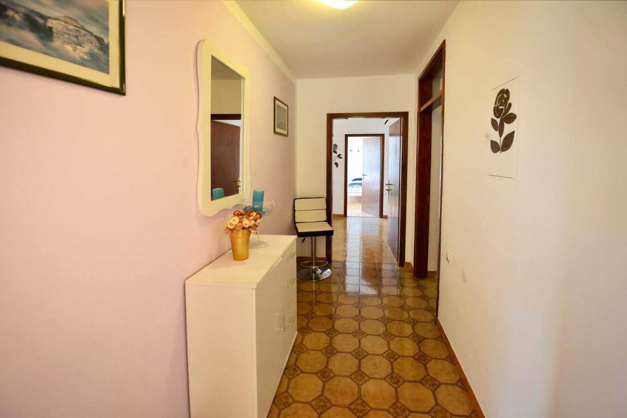 Apartment Kuki Porec Esterno foto