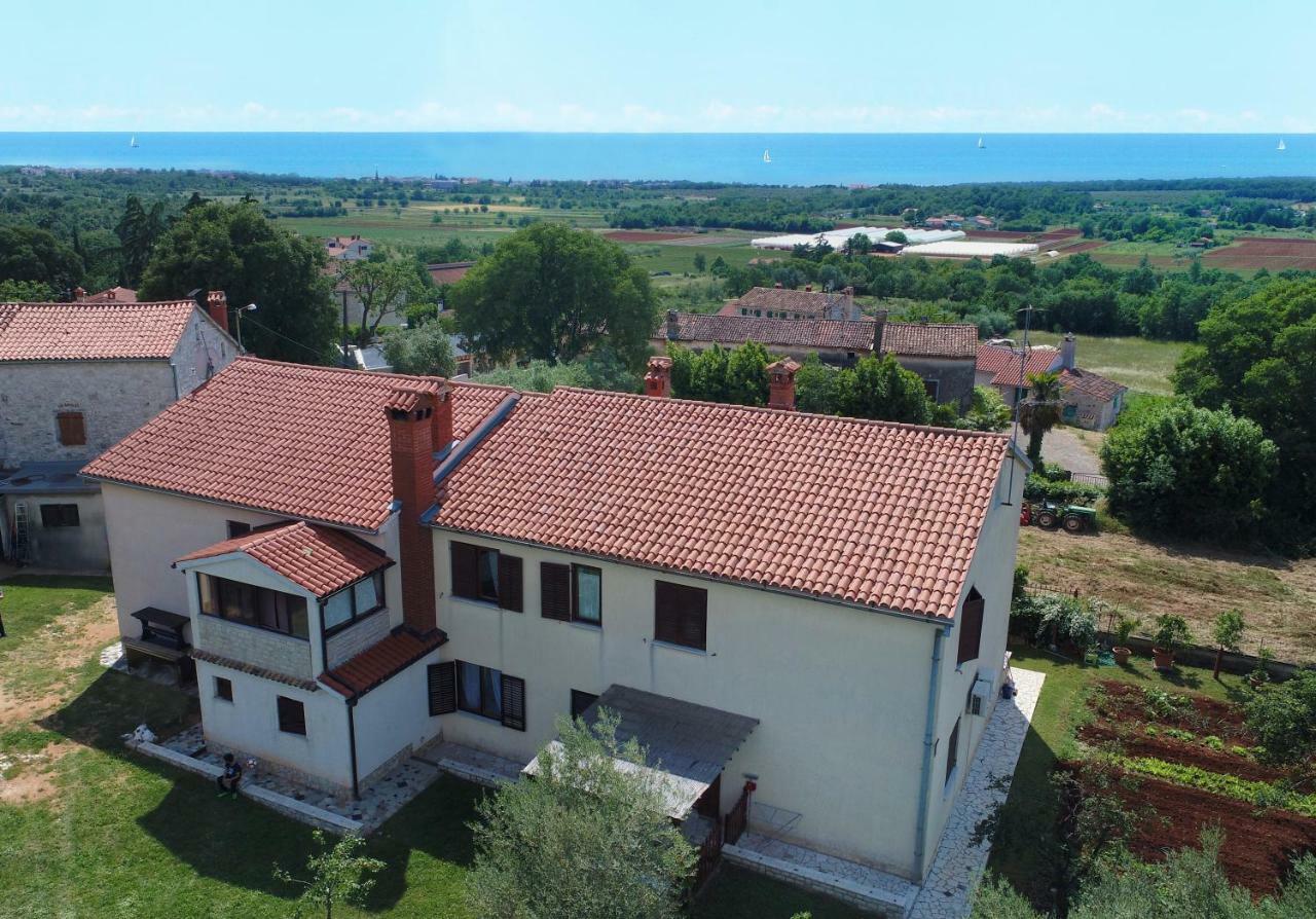 Apartment Kuki Porec Esterno foto